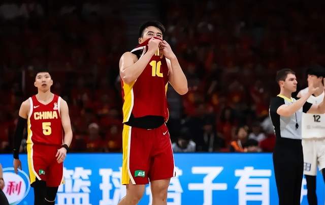 罗马诺&莫雷托:加拉塔萨雷从未放弃莱奥,也许这两天就能谈妥